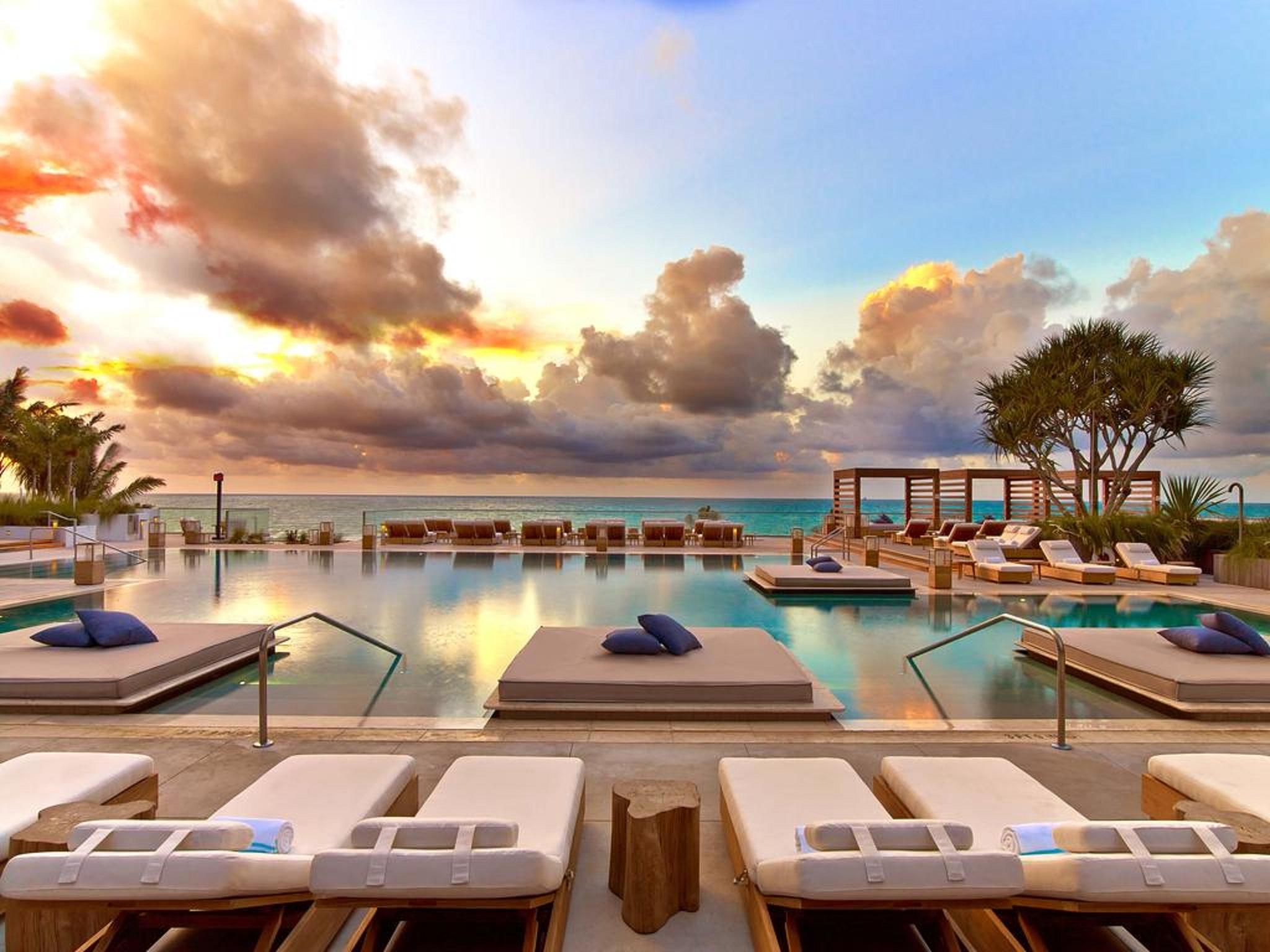 1 Hotel South Beach Miami Beach Esterno foto The Beach Club at the SLS Brickell