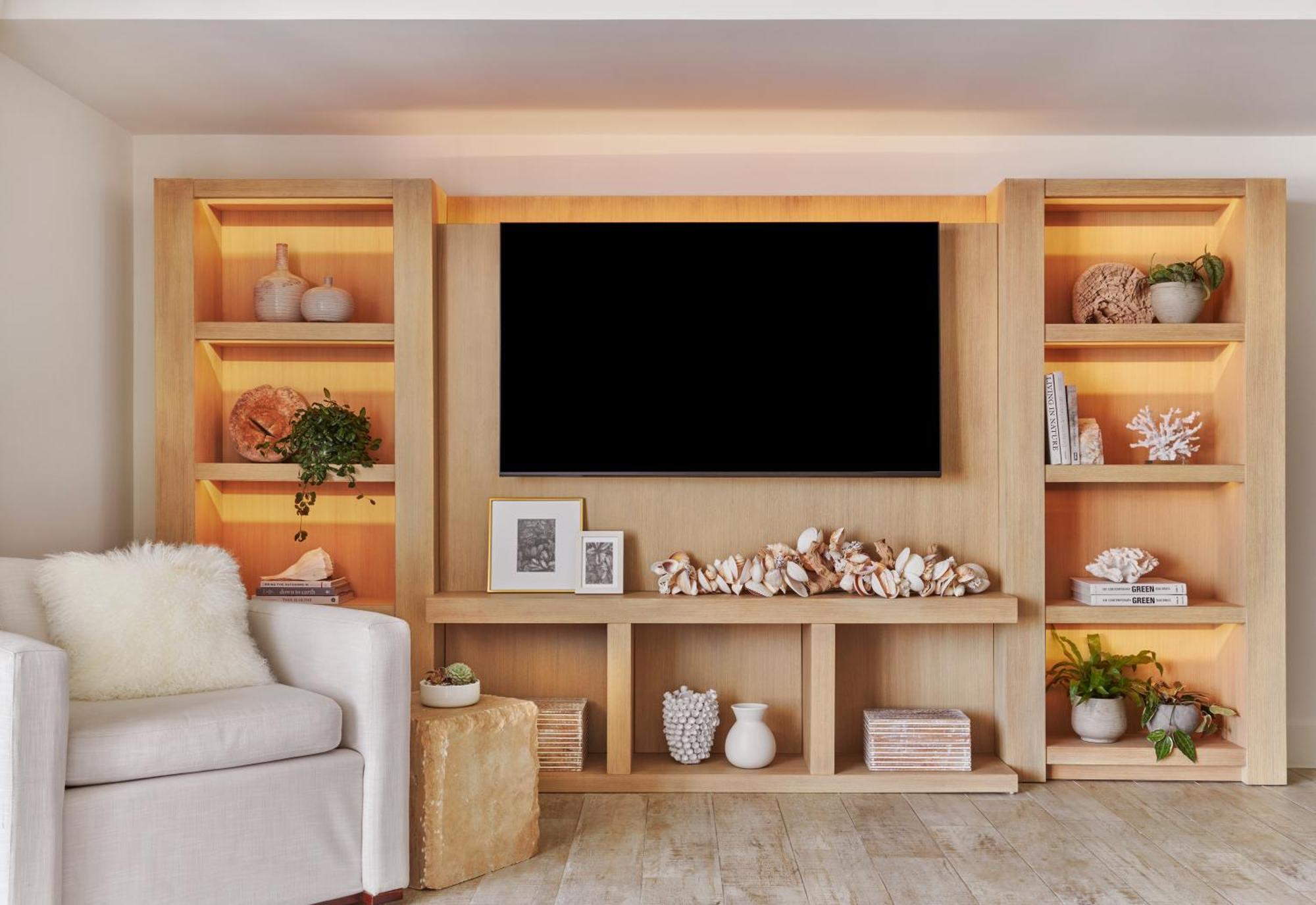 1 Hotel South Beach Miami Beach Esterno foto A living room with a television